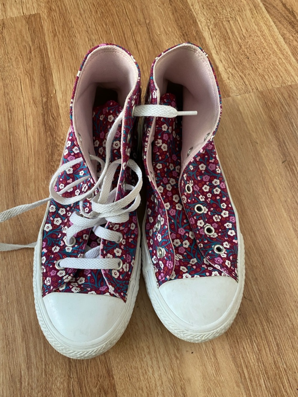 Converse Chuck Taylors floral high top sneakers GUC
